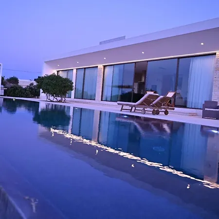 Вилла Ellas Fantastic Pool Heated Киссамос