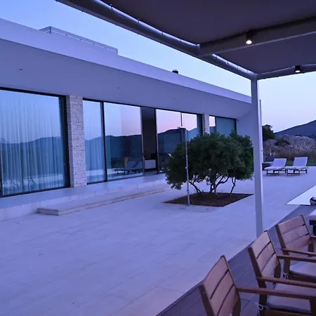 Ellas Fantastic Pool Heated Villa Kissamos