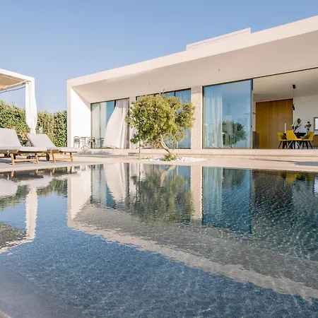 Ellas Fantastic Pool Heated Kissamos