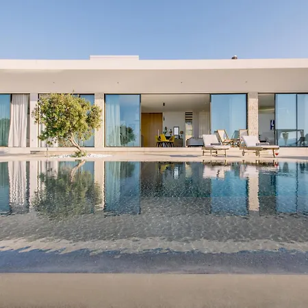 Ellas Fantastic Pool Heated Kissamos